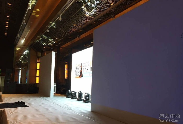 上海服装发布会现场布置灯光音响租赁舞台搭建公司