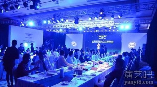 布洛广告公司供应广州番禺区客户答谢会演出舞台搭建灯