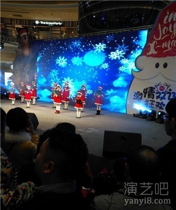 江西：南昌新城吾悦广场圣诞狂欢夜