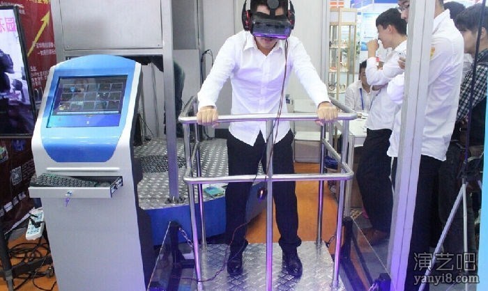 郑州VR设备现场活动案例VR雪山吊桥设备