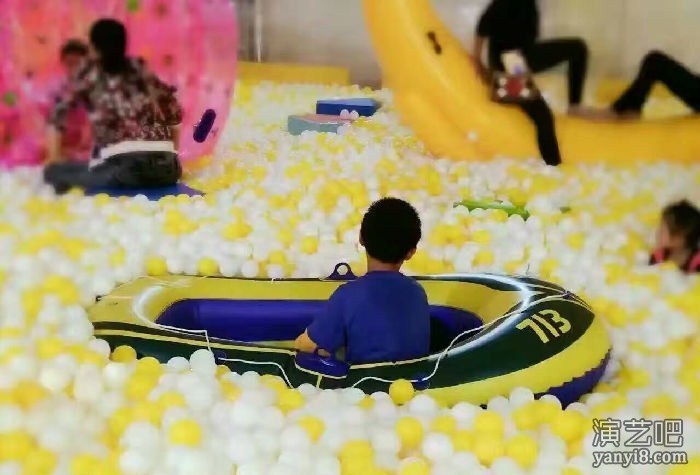 大型商场儿童游乐社区 巨型海洋球道具出租租赁