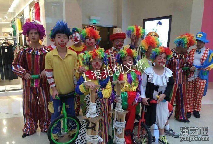 美女迎宾不倒翁表演气球创意小丑演出 魔术 舞蹈 传统节