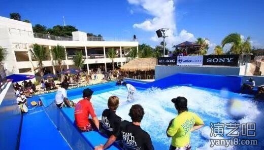 夏季酷爽水上冲浪设备出租潮玩模拟滑板冲浪整套租赁