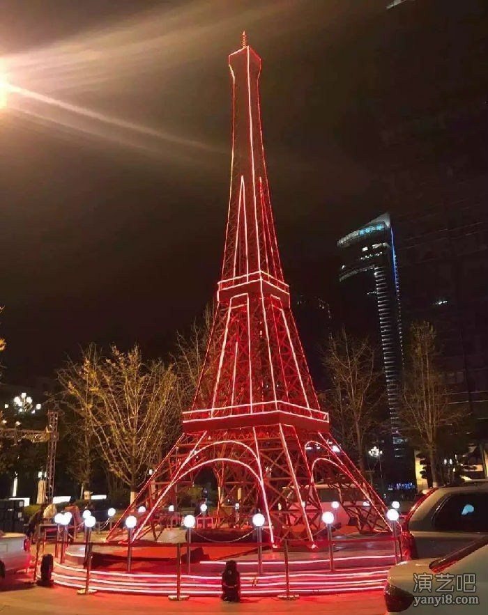 圣诞节展品大型埃菲尔铁塔模型出租巴黎铁塔