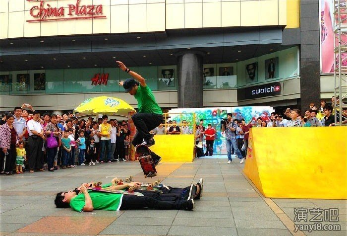 中山花式足球篮球滑板滑轮街舞极限运动演出节目