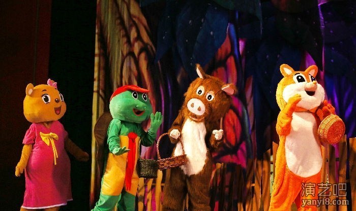 大型经典童话亲子舞台剧《森林马戏团之熊来了》最好的爱是陪伴