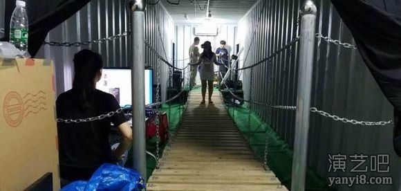 上海VR惊魂鬼屋出租 VR惊险雪山吊桥租用 VR鬼屋出租租
