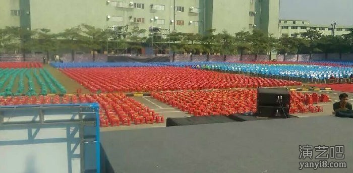 深圳红色塑料凳塑胶方凳圆凳工厂尾牙年会活动凳子出租