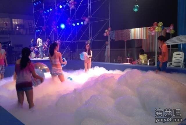 海边狂欢派对泡沫机深圳酒吧倒挂泡沫机