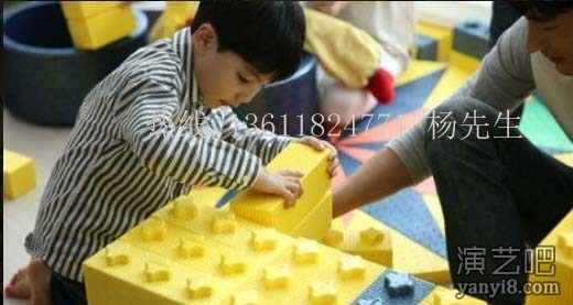 上海家庭日互动游戏出租，城堡型积木出租，六一亲子互