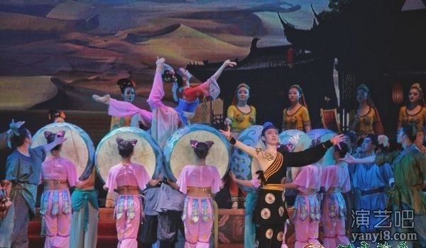 教育部、文化和旅游部、财政部高雅艺术进校园——中国经典舞剧《丝路花雨》西安站演出完美收官