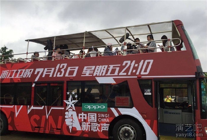 河南租双层巴士 双层敞篷巴士出租 观光巡游巴士租赁