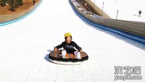 旱雪场出租、七彩滑道滑雪场设备租赁