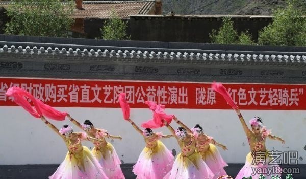 这个七月，不仅仅只有诗和远方——甘肃省歌舞剧院“红色文艺轻骑兵”夏河、永昌惠民演出广受好评