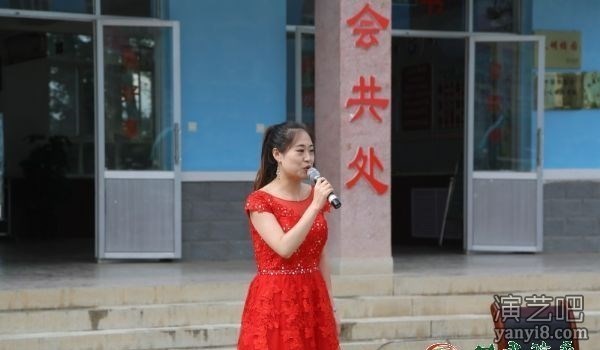 七月鲜花：献给可爱的“花雨者”——甘肃省歌舞剧院“红色文艺轻骑兵”惠民演出抒写爱的赞歌