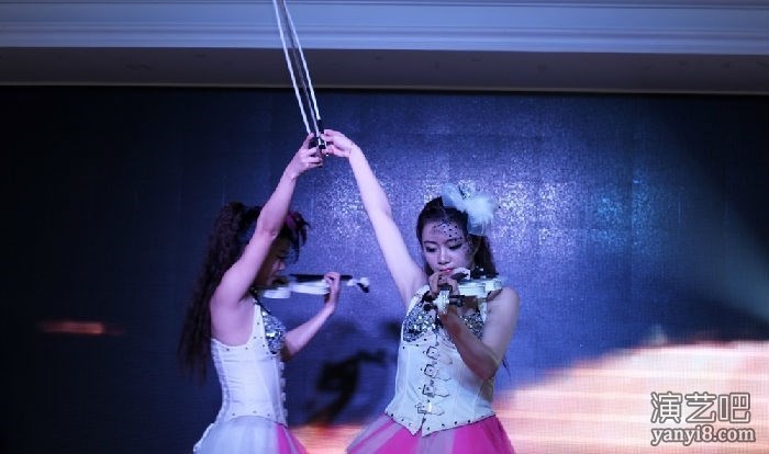 南京动感小提琴 南京婚庆演出 南京美女小提琴 南京小提