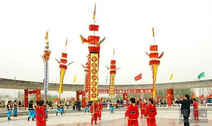 老北京的天桥都有哪些好的民间艺术和绝活绝技表演