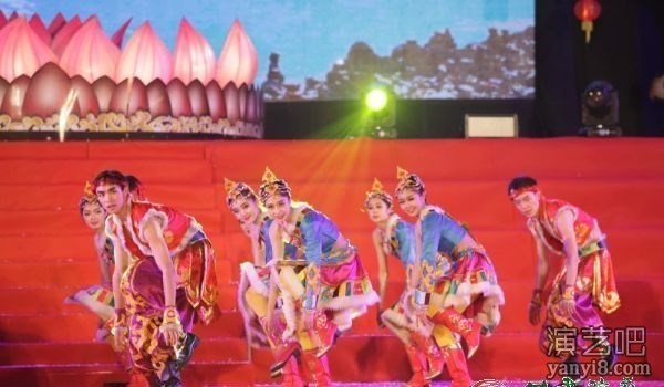 “风”从陇原来：甘肃省歌舞剧院歌舞综艺晚会《陇原风˙民族情》泰国演出受热捧
