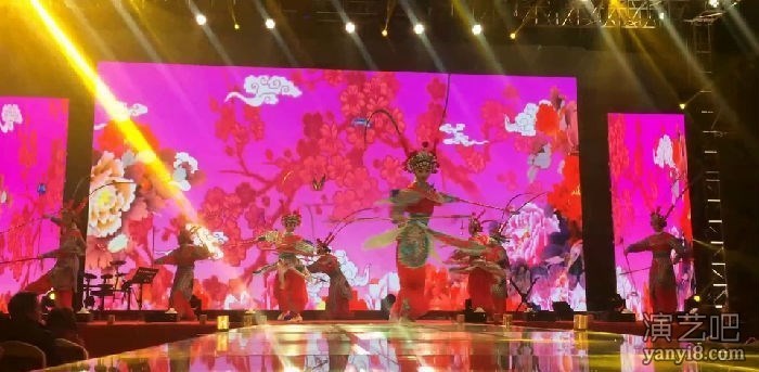 重庆电视台《传清演艺》歌舞团