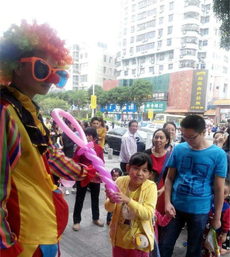 厦门气球小丑，厦门舞台小丑，厦门气球布置，厦门小丑