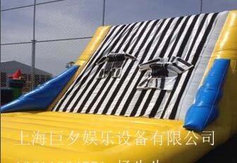 上海户外游乐设备租赁充气攀岩出租充气蹦床滑梯出租