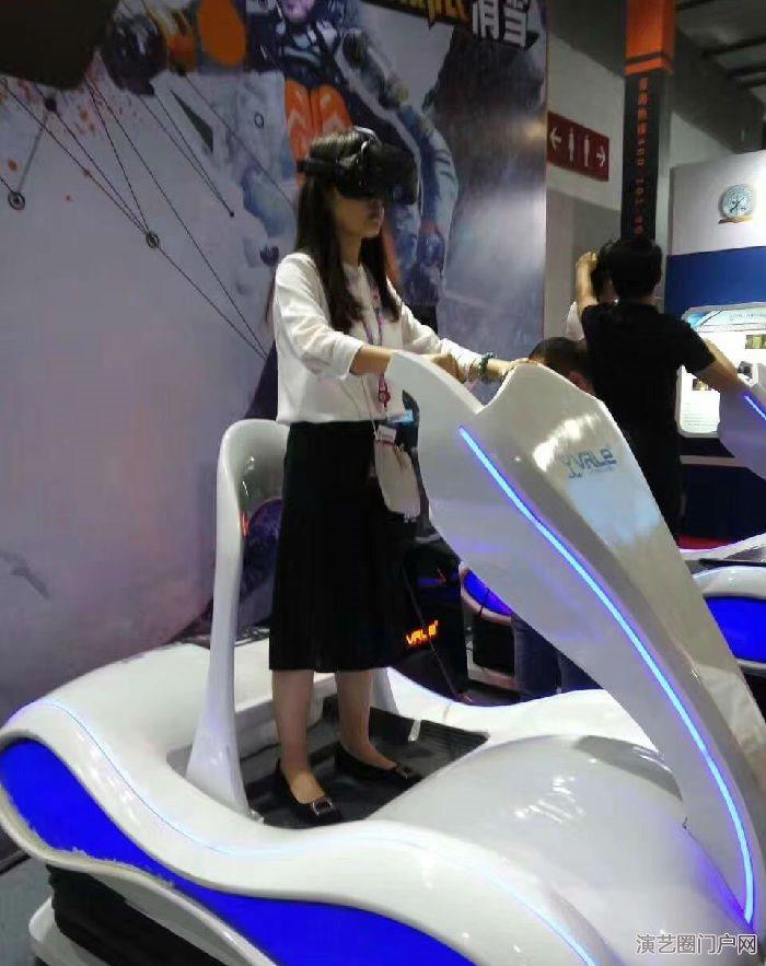 上海浦东出租可竞技VR滑雪机VR滑雪和VR划船、VR划船皮艇