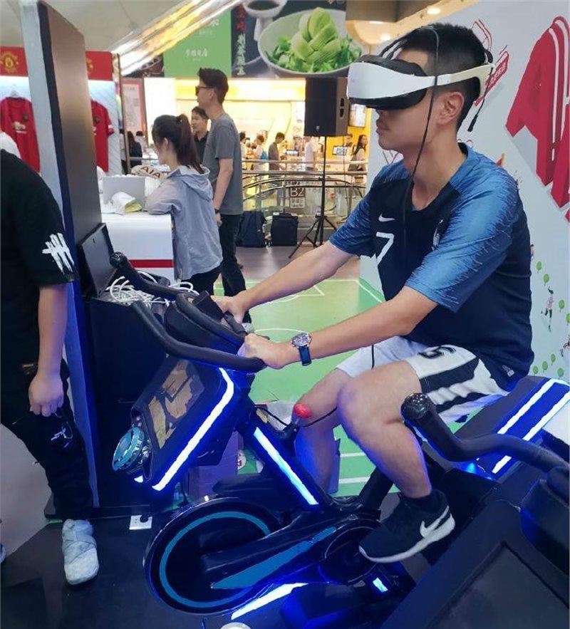 山东省出租互动暖场VR设备VR摩托车VR自行车和VR划船