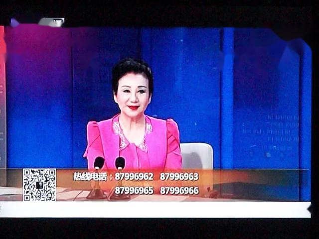郭春江在哈尔宾电视台影视频道.参加庆祝国庆70周年演出