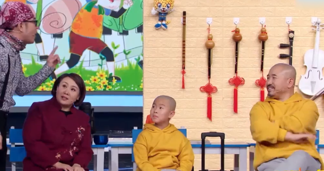 爆笑小品：刘能和老师玩成语接龙，不料被老师捉弄，这样子真逗！