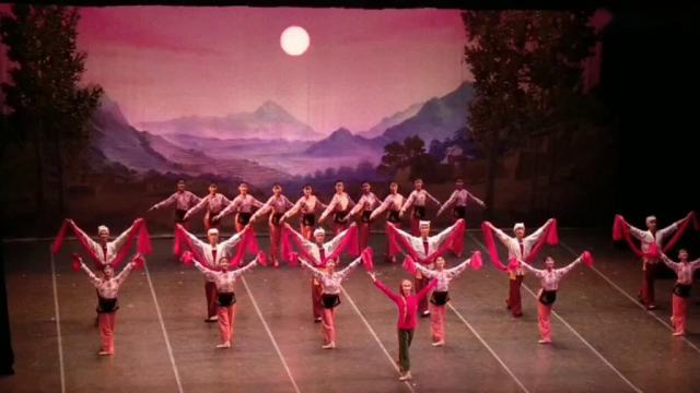 上海芭蕾舞团演出《白毛女》(四)