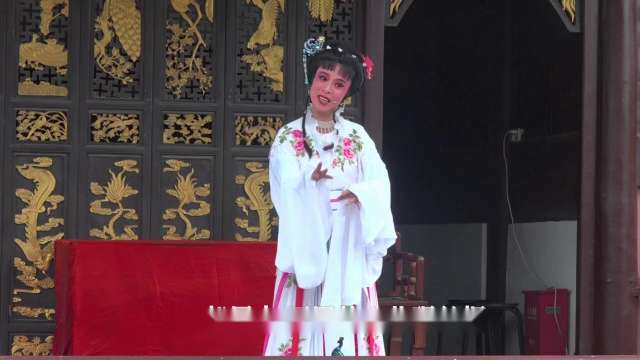 越剧【西厢记 琴心】 姚爱芬在宁波市梁祝文化公园演出