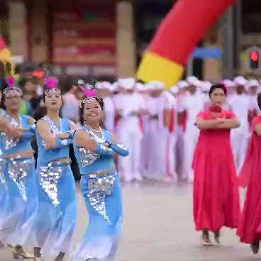 双鸭山市第七界广场舞大赛晚霞情艺术团演出舞蹈母亲是中华