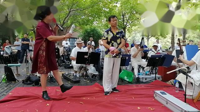 2019年9月1日龙泉广场演出刘静张佩演唱（打金枝）选段