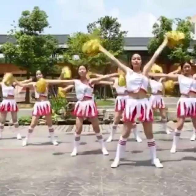君晓天云啦啦队服装女学生儿童演出表演啦啦队幼儿园舞蹈套装足球宝贝跳舞