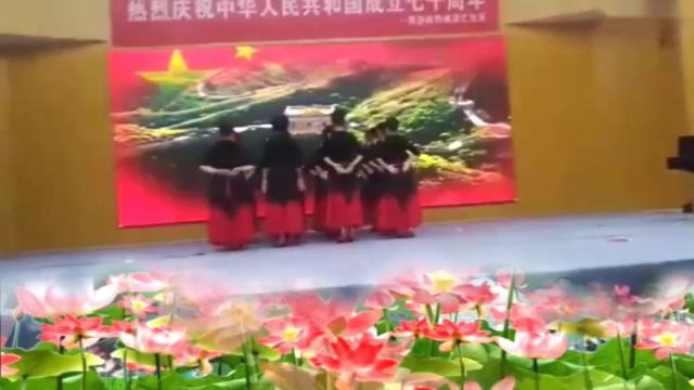 《中国脊梁》演出：长沙缤纷彩虹舞蹈队