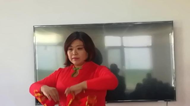 20191005李家庄老年公寓鑫星艺术团王成霞欢乐队演出舞蹈《开门红》！