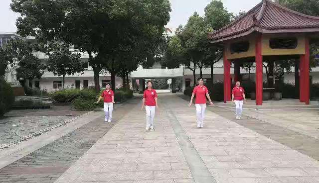 《同唱祖国好》梦想艺术团4位舞友参加省市20|9年9月27日庆华诞70周年大型演出