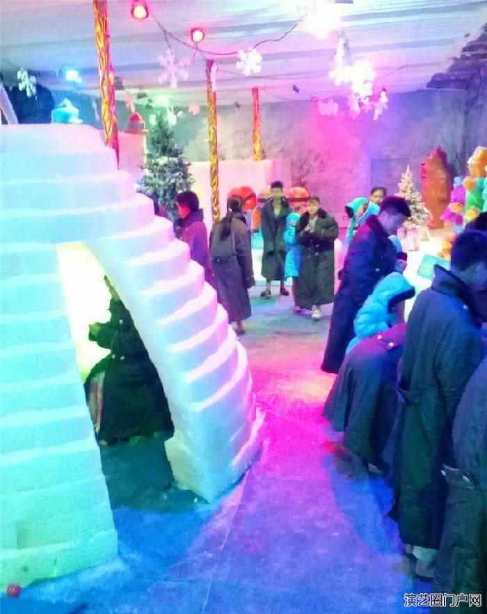 冰雕冰雪节承办公司大型冰雕展出租雕刻现场