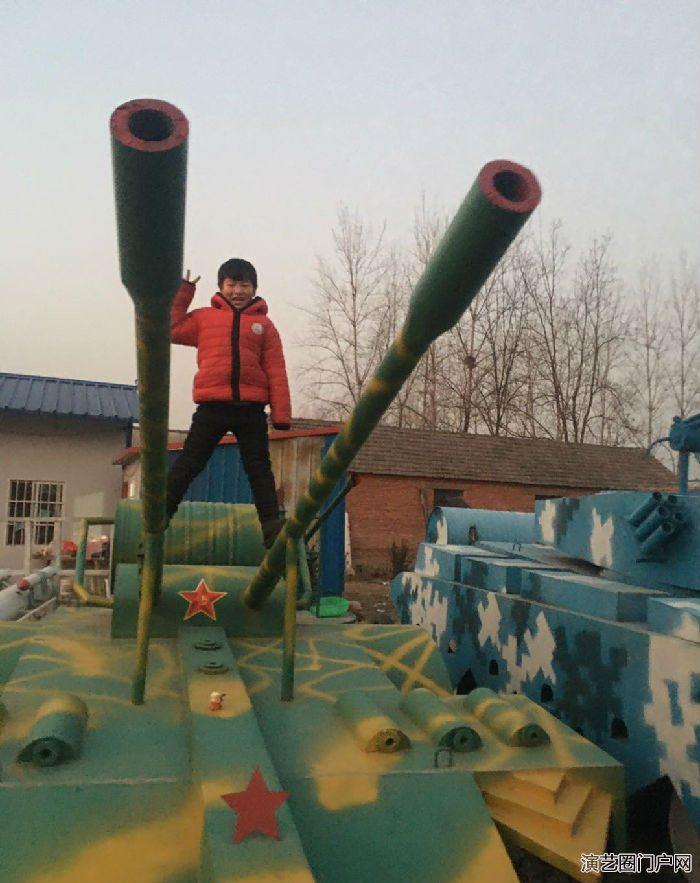 中国装甲车模型，装甲车模型价格优惠 一比一装甲车模型