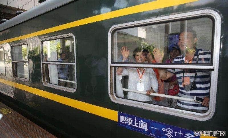 复古火车头道具资源厂家 岳阳福州出租出售复古蒸汽火车