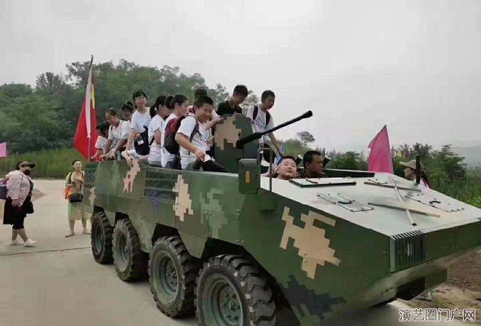 国防教育载人驾驶体验装甲车坦克军事模型出租出售