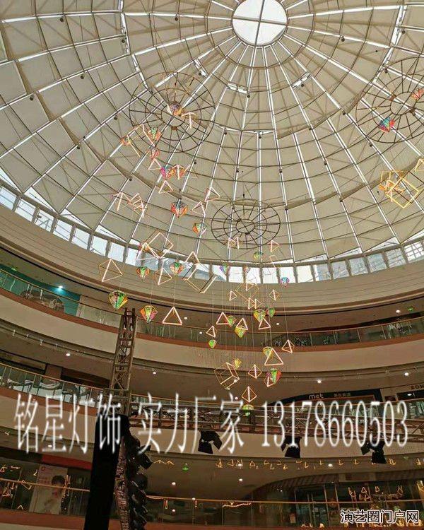 大型商场中庭装饰新年吊饰定制工厂铭星定制中庭景观灯