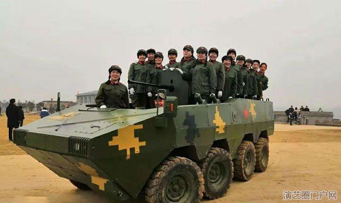 动态体验坦克模型装甲车运兵车模型出售厂家