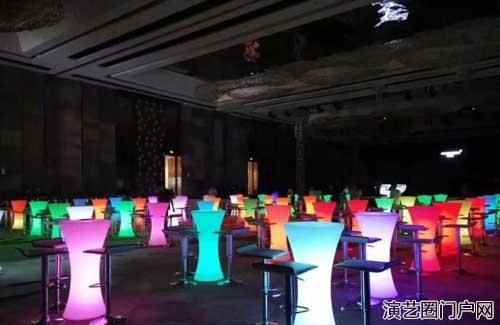 上海活动吧桌吧椅租赁，发光吧桌出租，发光凳子租赁，