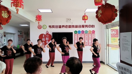 韦岗中鼎庆七一建党节演出。